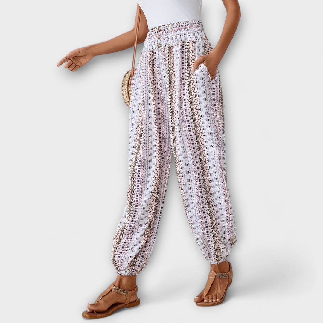 Pants with Folkloric Design