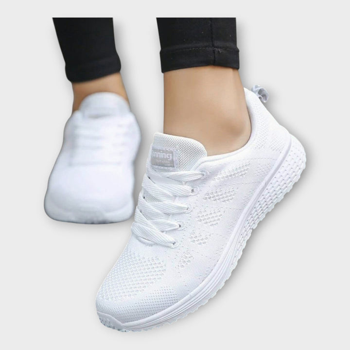 Sports Shoes Knitted with Non-Slip Sole