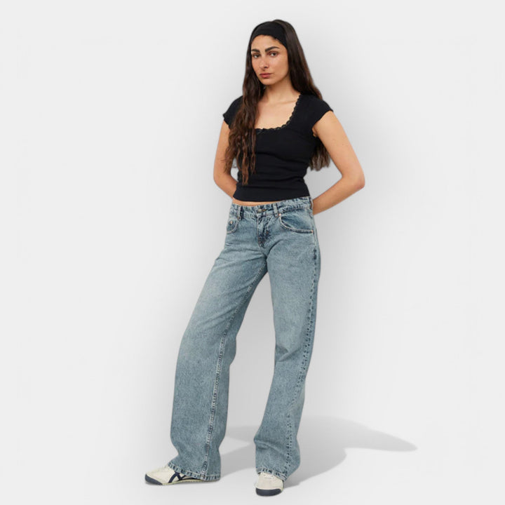 Low Rise Jeans