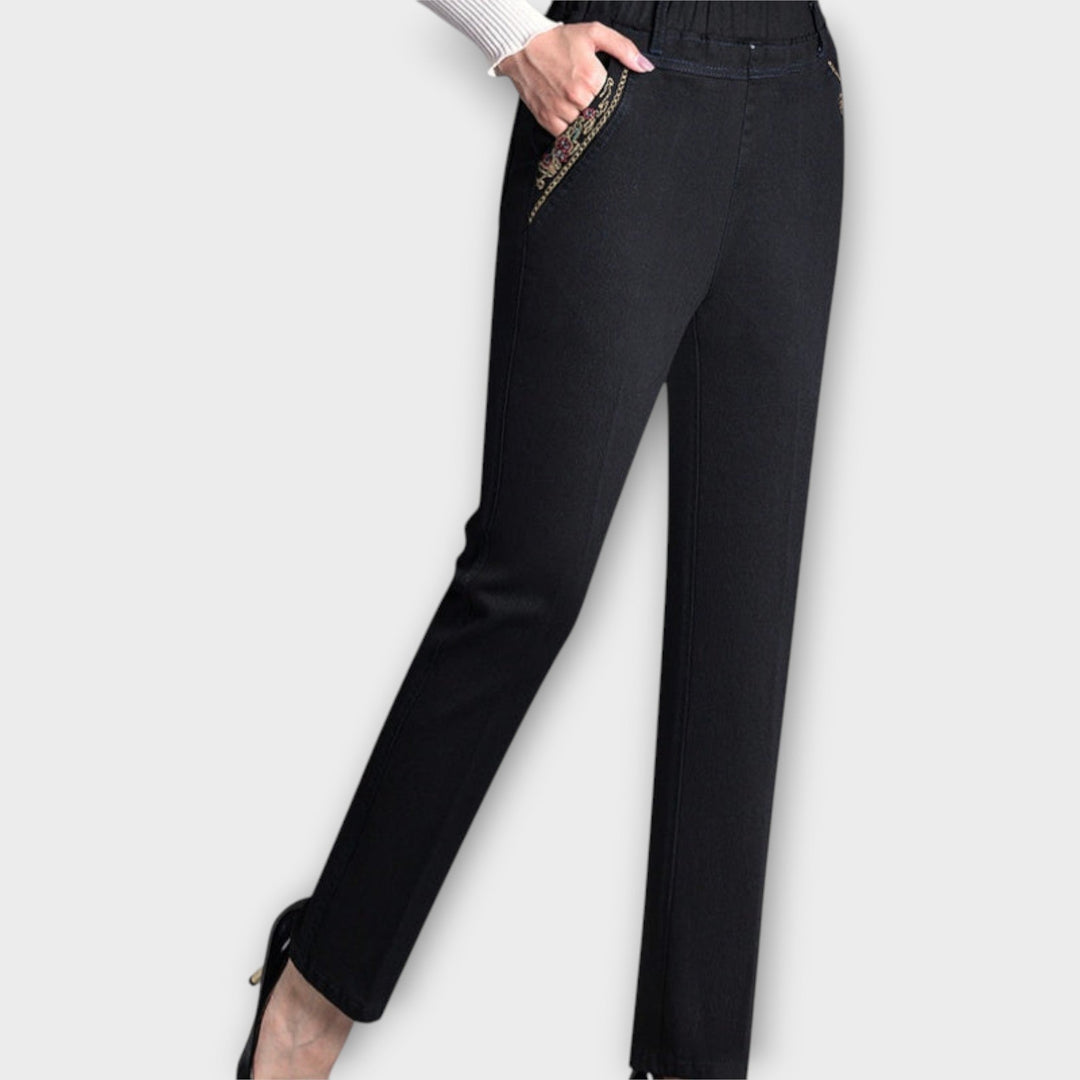 Women's Jeans with Side Pockets and Elastic Waist