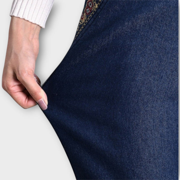 Women's Jeans with Side Pockets and Elastic Waist